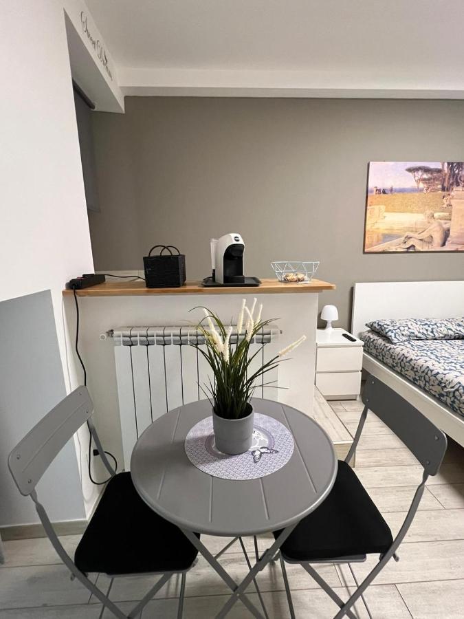La Tule Hotel Пополи Екстериор снимка